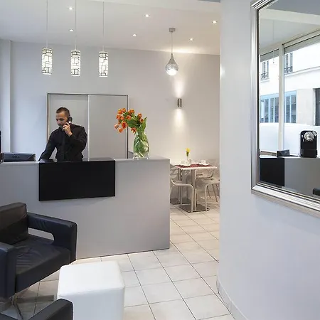 De Nevers Hotel