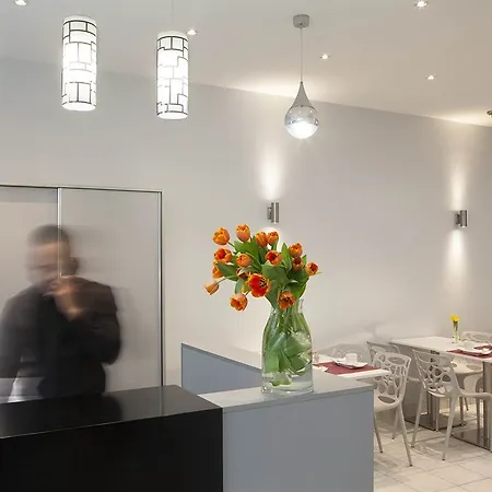 De Nevers 2* Aulnay-sous-Bois
