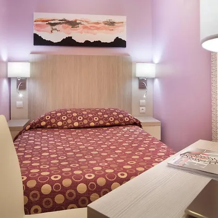 Hotel De Nevers