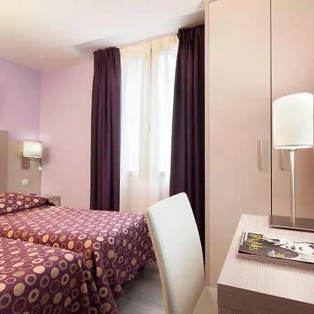 De Nevers Hotel