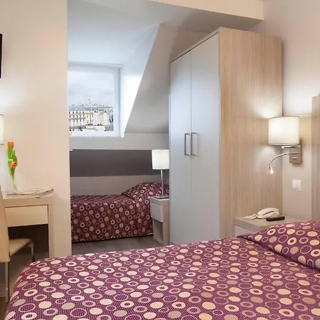 Hotel De Nevers 2*